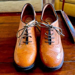 Barely worn!! Basically new!! Size 8, Leather, Jeffery Campbell shoes